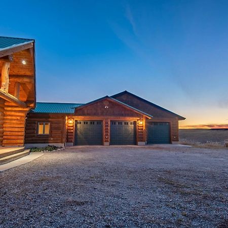 Large Log Cabin With Magnificent Teton Views Villa Tetonia Exterior photo