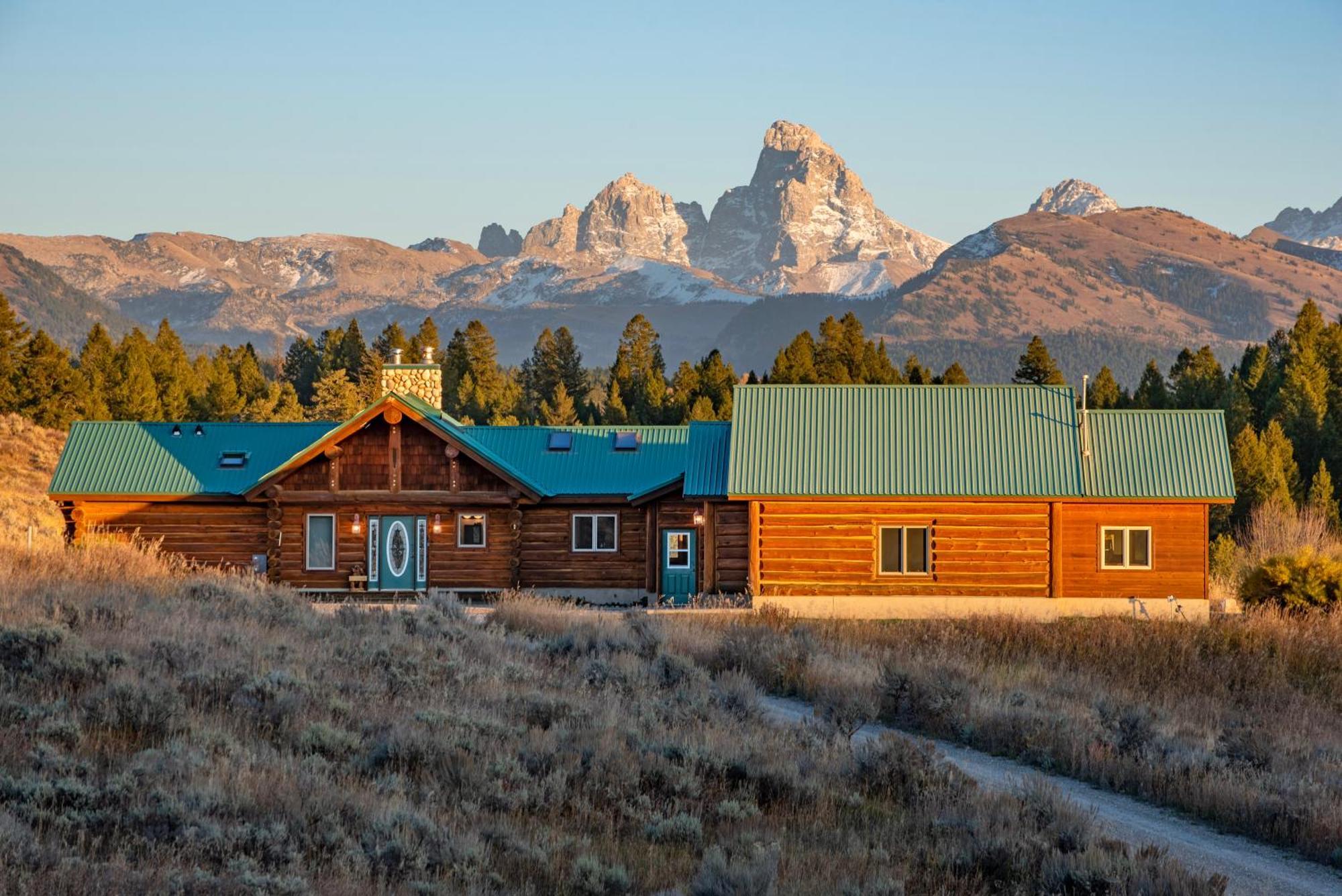 Large Log Cabin With Magnificent Teton Views Villa Tetonia Exterior photo